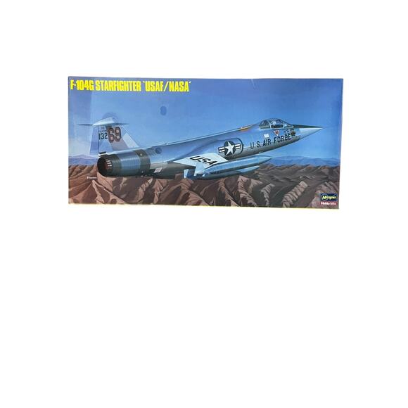 Hasegawa 1/72 F-104G Starfighter 'USAF/NASA' Model Kit #51524 Factory Sealed - Picture 1 of 2